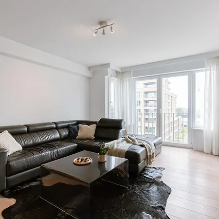 Huswell - Beachside 3-bedroom Duplex Near Sea Apartamento *